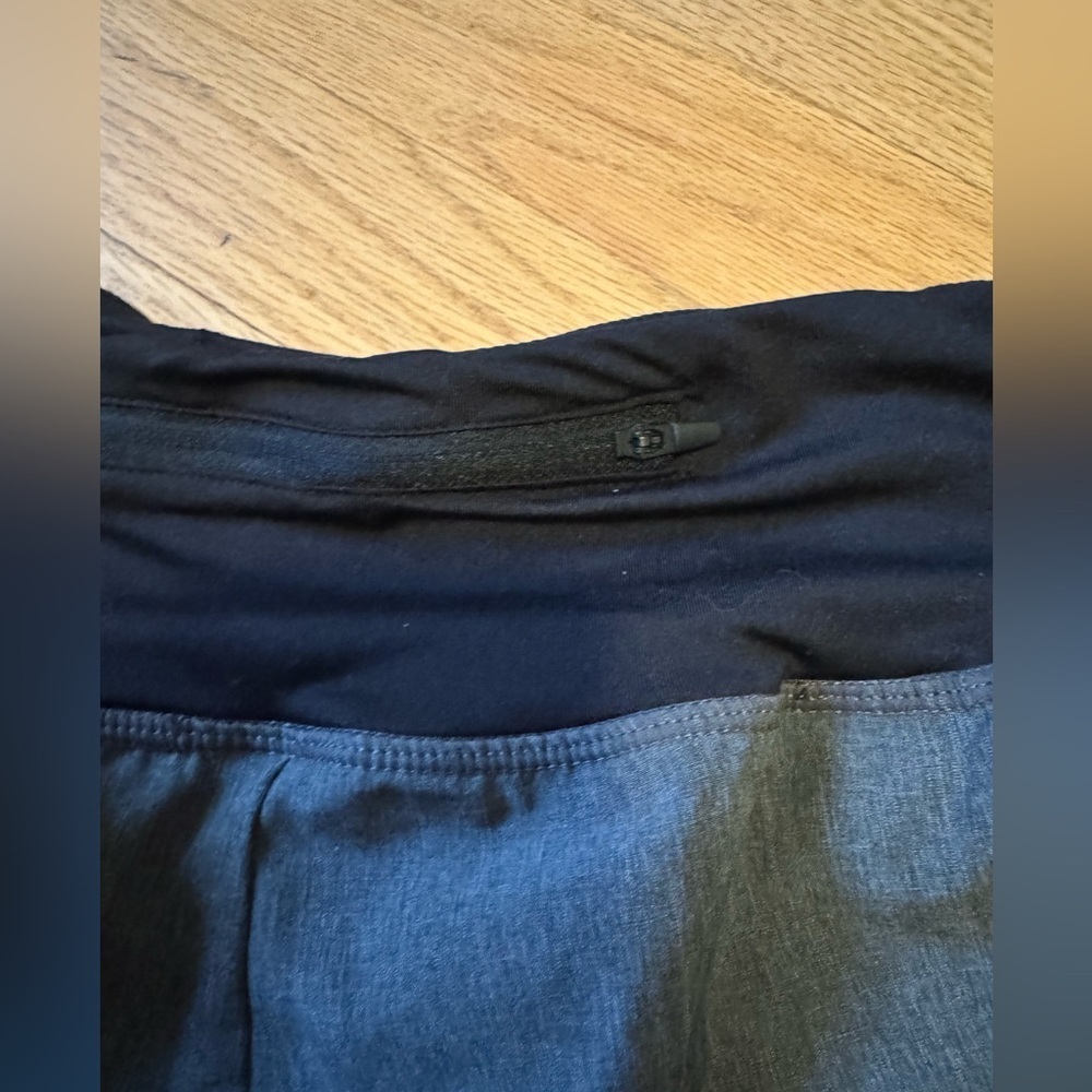 Champion Black and Gray Athletic Shorts, size large - Picture 3 of 6